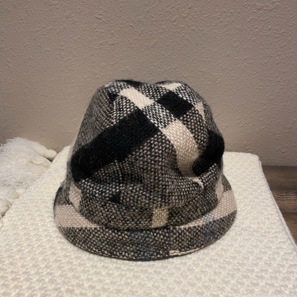 Burberry Wool Hat - Picture 3 of 7